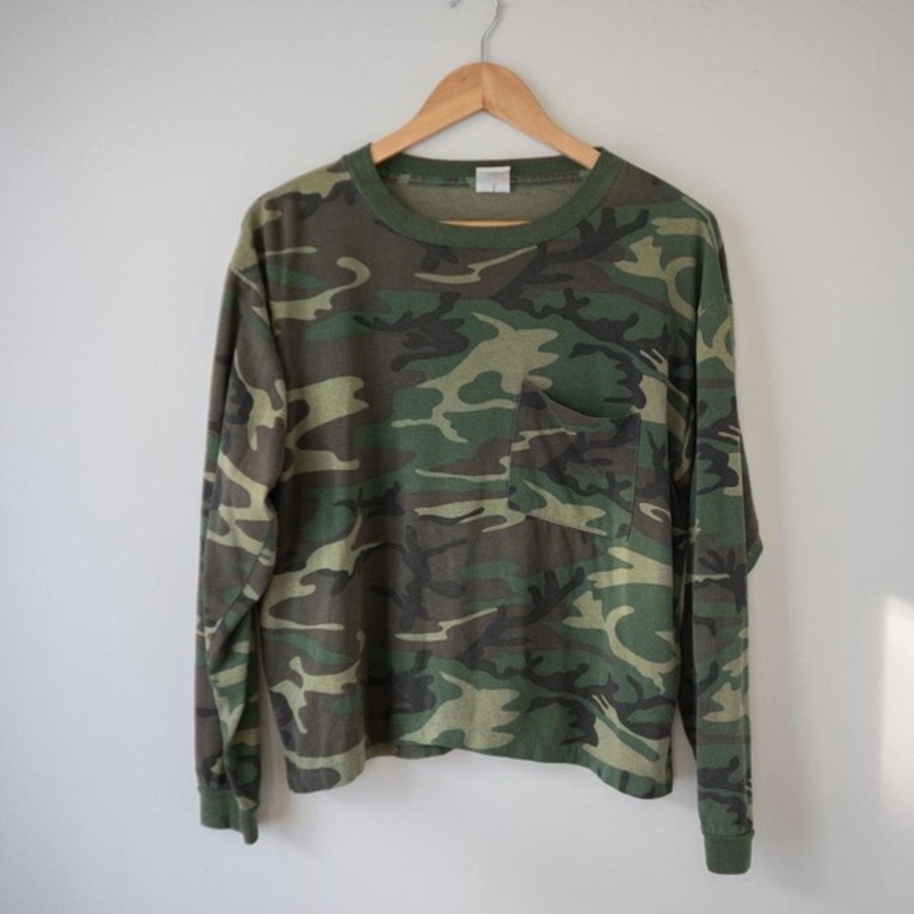 Vintage 1980's‎ Camo Long-Sleeved Shirt